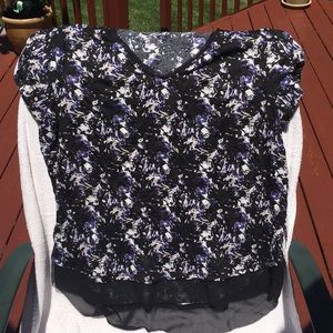 ❤️Simply Vera Blouse